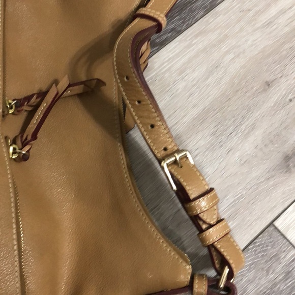 Beautiful Vintage Tan Dooney & Bourke Handbag - Picture 10 of 13